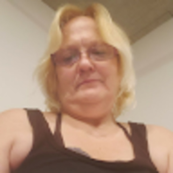 Meet your Posher, Anne - Picture 1 of 2